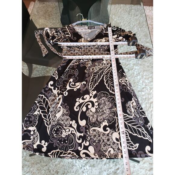 Suzie Knee Length Dress Womens Large Black & White Geo Print Short Sleeve V-Neck - Picture 7 of 10